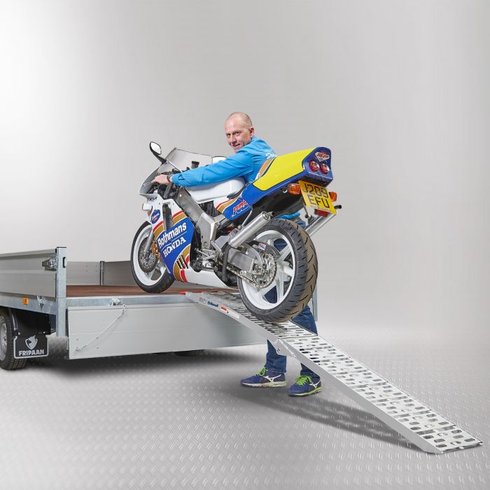 Extra stevige aluminium oprijplaat opklapbaar - 225 cm rijplaat rijgoot